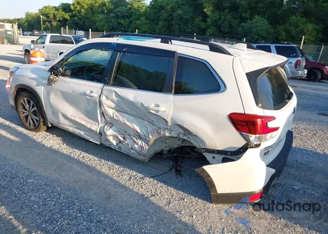 2020 Subaru Forester Limited z USA, uszkodzony, nr VIN JF2SKAUC2LH549543